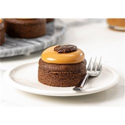 PRIESTLEY&#39;S CARAMEL STICKY DATE CAKE INDIVIDUALS 8’S