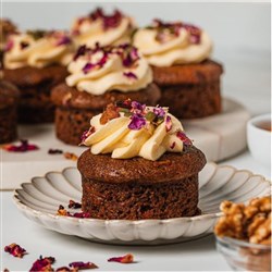 PRIESTLEY&#39;S VEGAN CARROT CAKE INDIVIDUALS 8’S