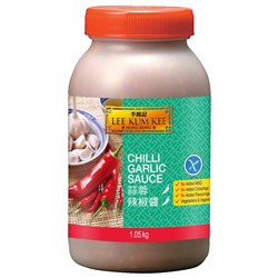 LEE KUM KEE CHILLI GARLIC SAUCE (1.05KG)