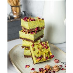 WELLNESS BY TESS LIME &amp; PISTACHIO SLICE (15 X 55G)