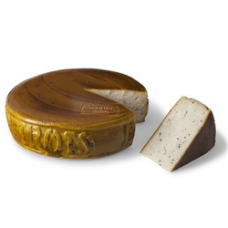 BOER&#39;N TROT HONEY GOAT TRUFFLE CHEESE WHEEL APPROX 10KG {PRICE PER KG}